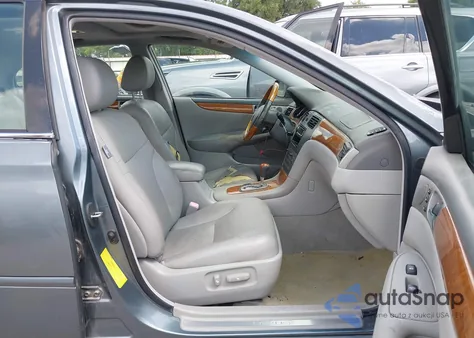 2005 Lexus Es 330 z USA, uszkodzony, nr VIN JTHBA30G855120268